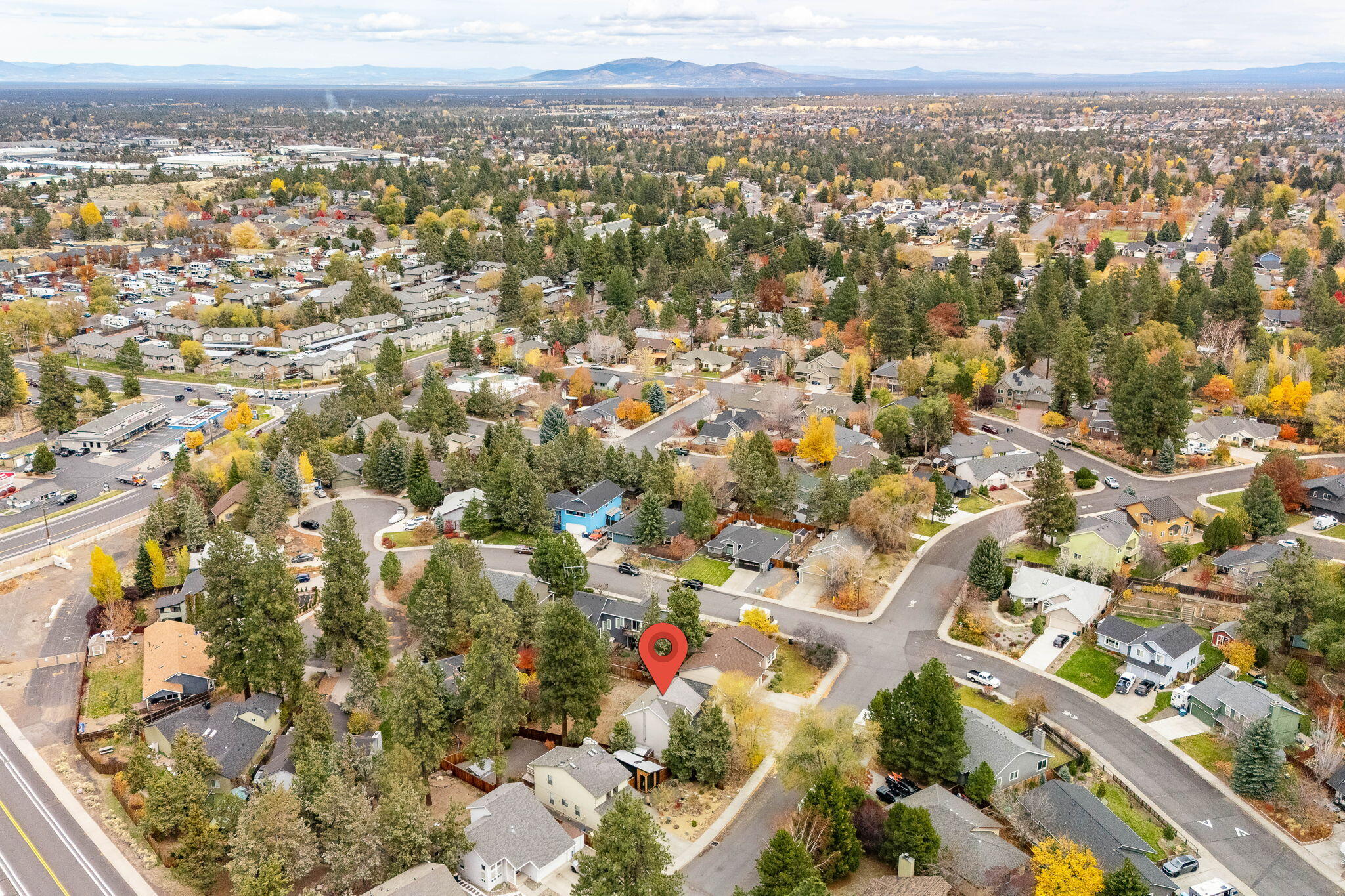 Deer Pointe Village - Residential