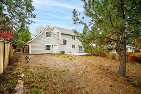 Tiny photo for 530 NE Majesty Lane, Bend, OR 97701 (MLS # 220211674)