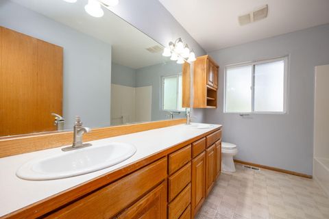 Tiny photo for 530 NE Majesty Lane, Bend, OR 97701 (MLS # 220211674)