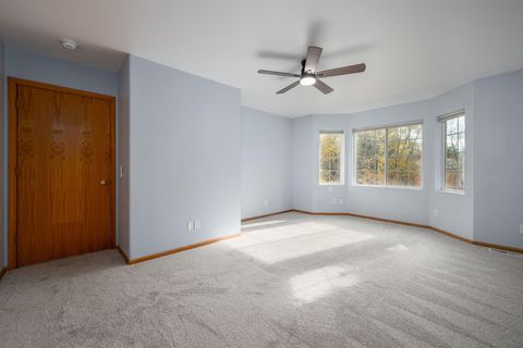 Tiny photo for 530 NE Majesty Lane, Bend, OR 97701 (MLS # 220211674)