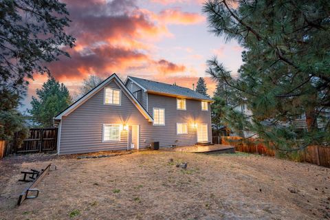 Tiny photo for 530 NE Majesty Lane, Bend, OR 97701 (MLS # 220211674)