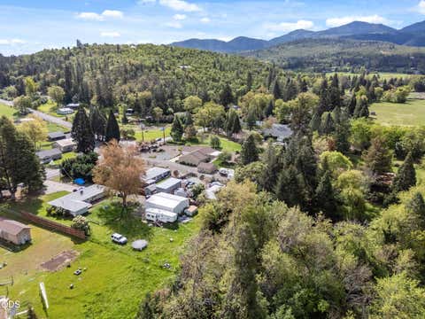 Tiny photo for 3248 Griffin Creek Road, Medford, OR 97501 (MLS # 220226820)