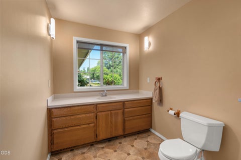 Tiny photo for 3248 Griffin Creek Road, Medford, OR 97501 (MLS # 220226820)