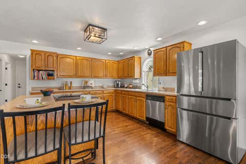 Tiny photo for 3248 Griffin Creek Road, Medford, OR 97501 (MLS # 220226820)