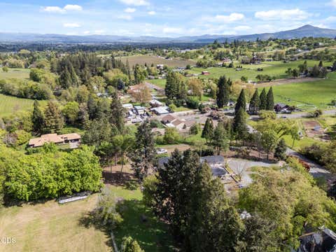 Tiny photo for 3248 Griffin Creek Road, Medford, OR 97501 (MLS # 220226820)