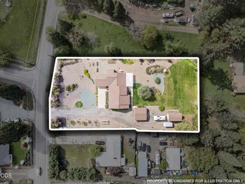 Tiny photo for 3248 Griffin Creek Road, Medford, OR 97501 (MLS # 220226820)