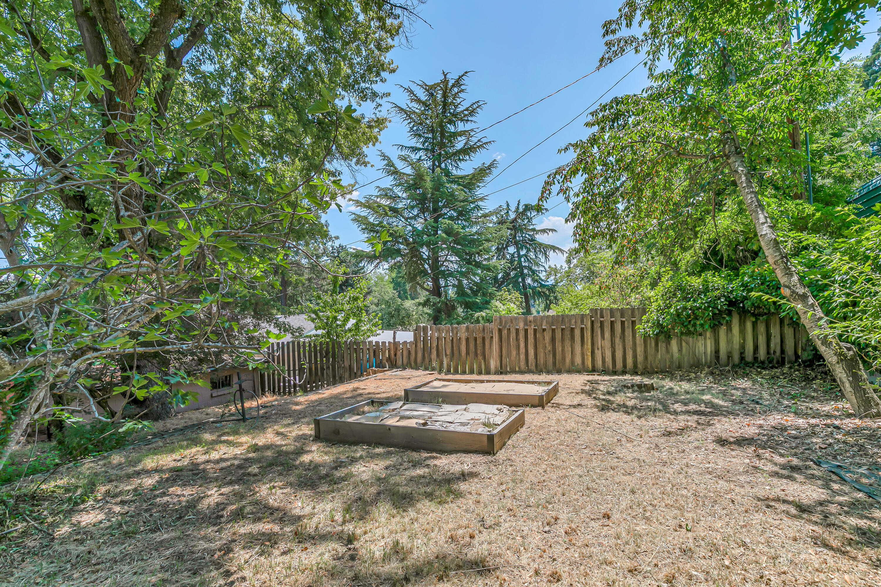 Siskiyou Heights Addition - Residential