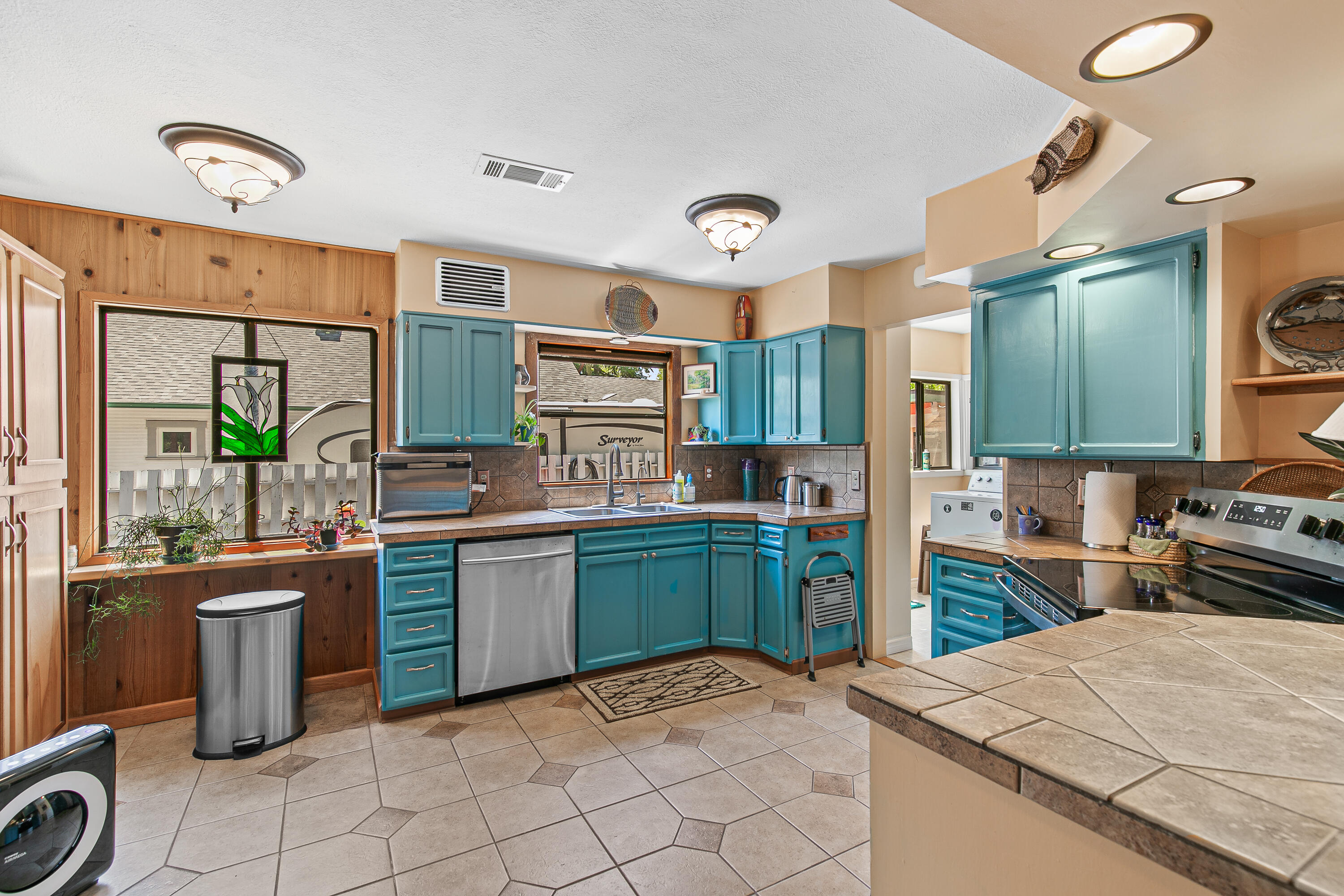 Siskiyou Heights Addition - Residential