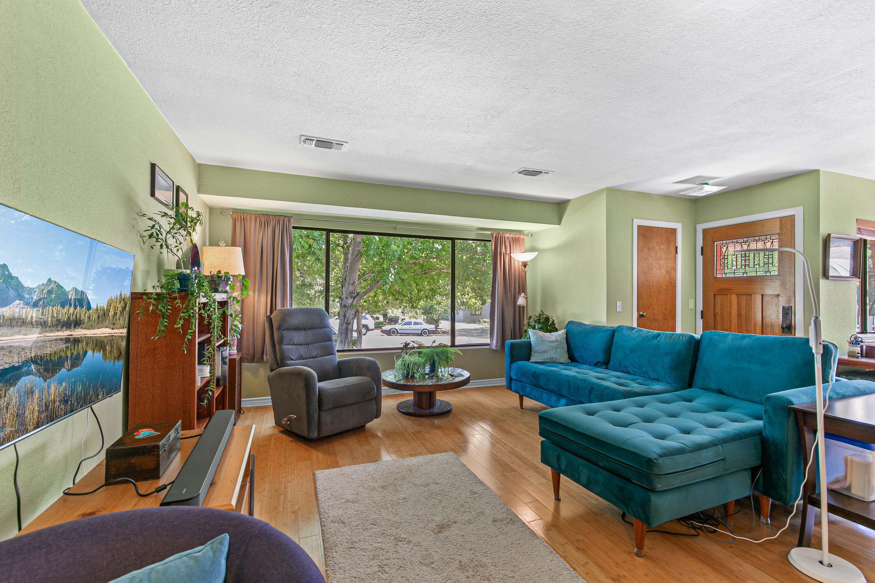 Siskiyou Heights Addition - Residential