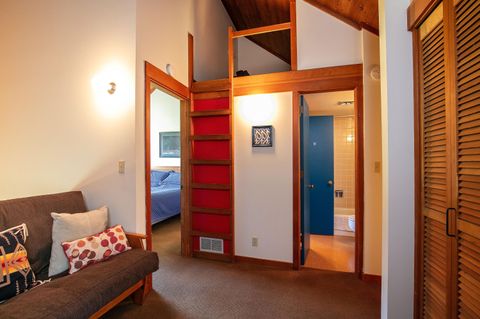 Tiny photo for 13400 Foxtail #GCC 103, Black Butte Ranch, OR 97759 (MLS # 220206525)
