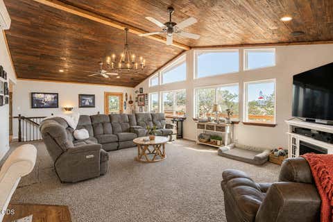 Tiny photo for 10643 Antioch Road, White City, OR 97503 (MLS # 220226152)