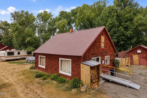 Tiny photo for 605 SE School Street, Enterprise, OR 97828 (MLS # 220227288)