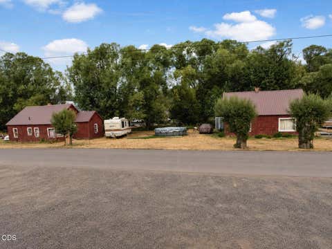 Tiny photo for 605 SE School Street, Enterprise, OR 97828 (MLS # 220227288)