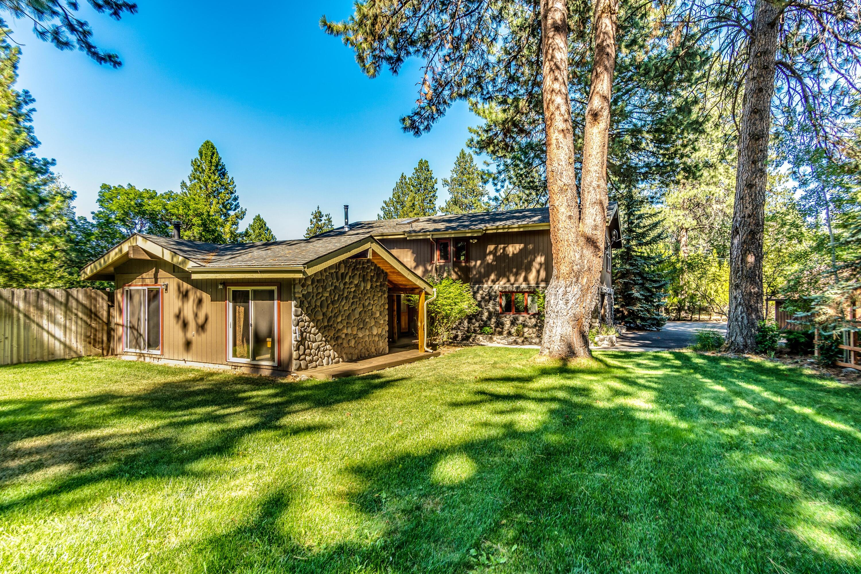 Deschutes RiverWoods - Residential