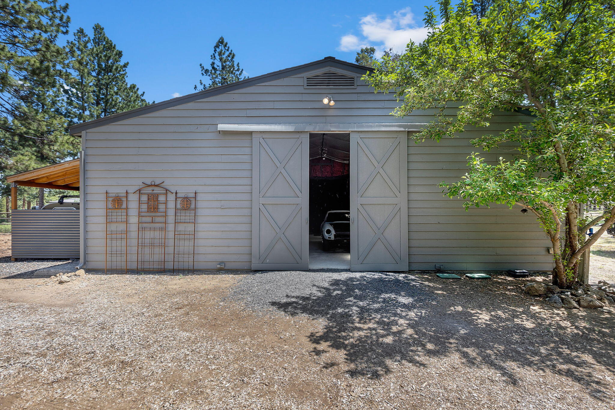 Woodside Ranch - Residential