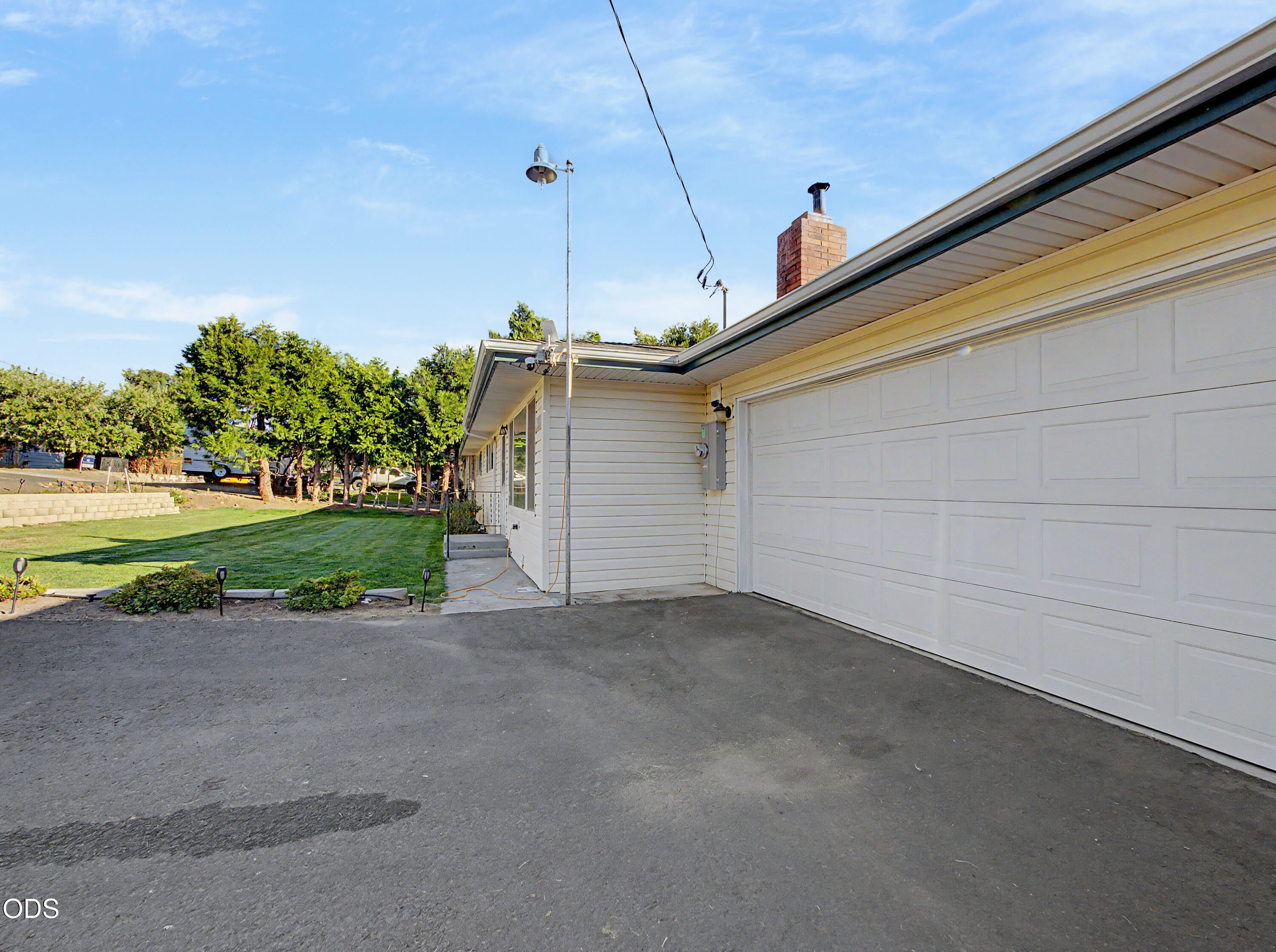 1764 Chinchalla Way