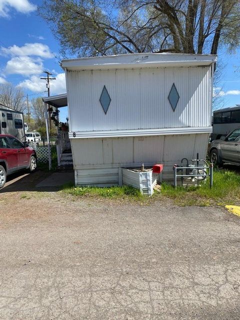 6800 S 6th Street SPC 8 Klamath Falls OR 97603