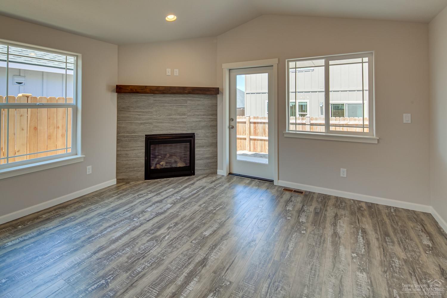 Fieldstone Crossing - Residential