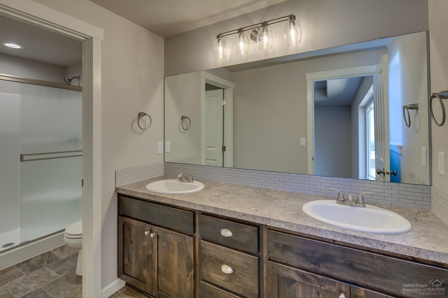 Fieldstone Crossing - Residential