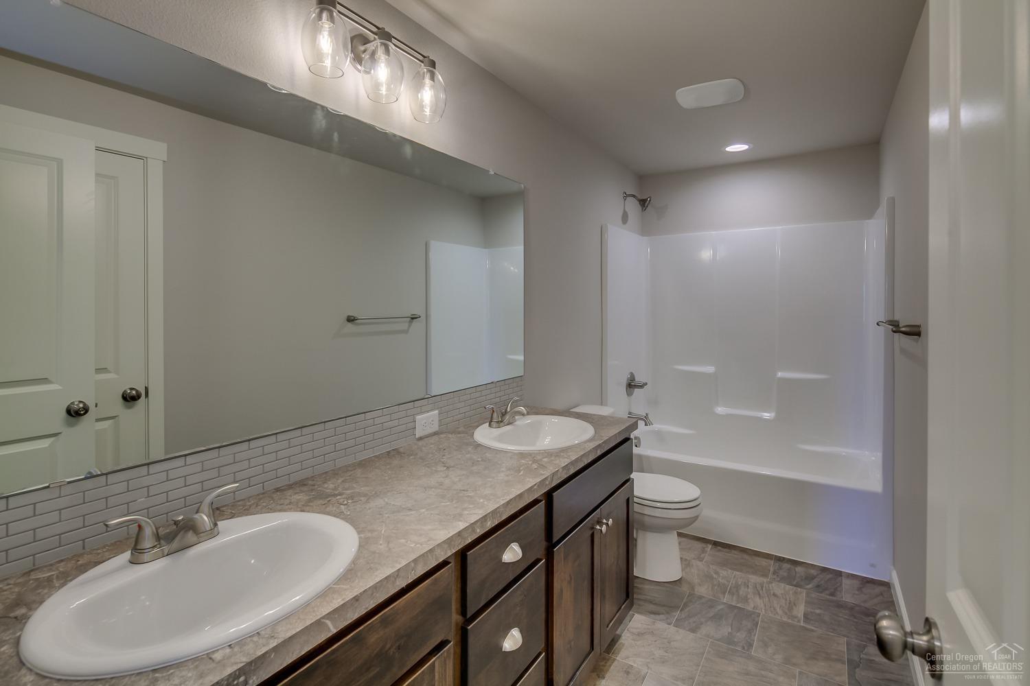 Fieldstone Crossing - Residential