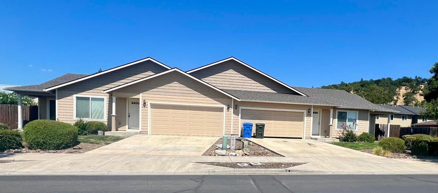 Exceptional investment opportunity in one of Eagle Point's most desirable neighborhoods. Built in 2015, these two single family residences with a common wall feature two spacious 2BD/2BA units, each with an attached double garage. Located minutes from Eagle Point Golf Club, schools, shopping, and Highway 62, offering quick access to Medford, the airport, and regional recreation. One unit is currently vacant and being refurbished, providing an opportunity to capture market rent; the other has a stable tenant since April 2023. Gross modified leases, separate electric & gas meters, no HOA restrictions, and professional property management make this an easy-to-own asset.