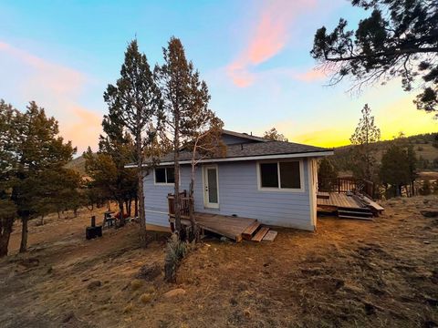 Tiny photo for 14090 SE Wickiup Road, Prineville, OR 97754 (MLS # 220215070)