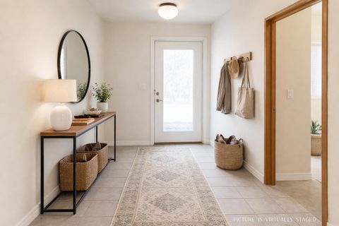 Tiny photo for 14090 SE Wickiup Road, Prineville, OR 97754 (MLS # 220215070)