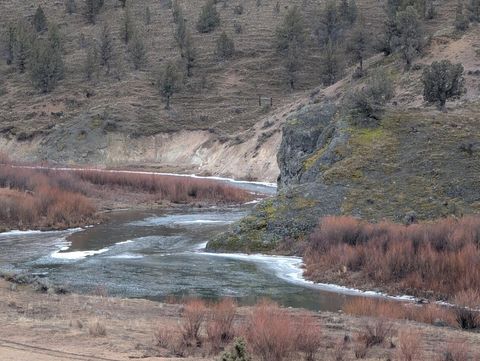 Tiny photo for 14090 SE Wickiup Road, Prineville, OR 97754 (MLS # 220215070)