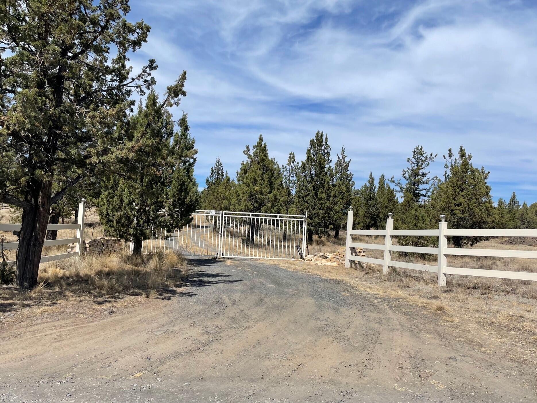 Ochoco Land + Livest - Land