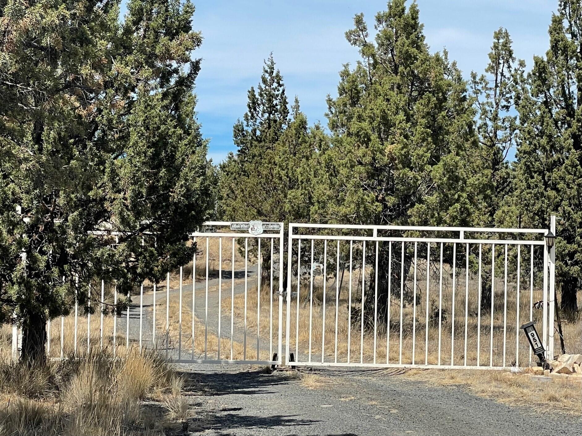 Ochoco Land + Livest - Land