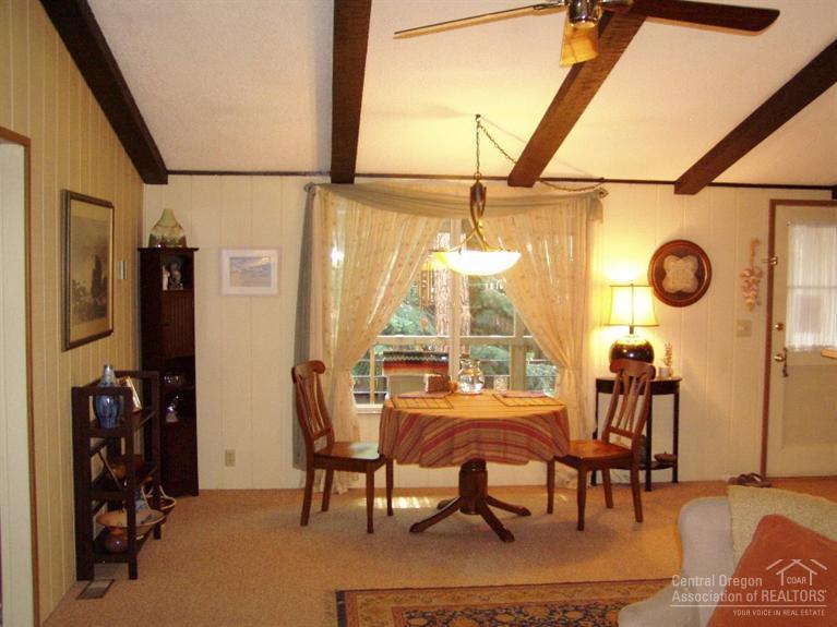 Romaine Village - Residential