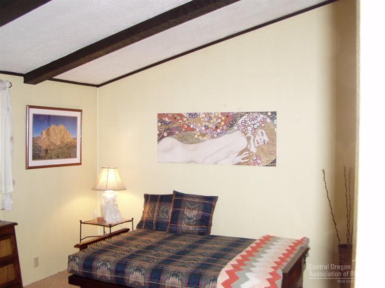 Romaine Village - Residential