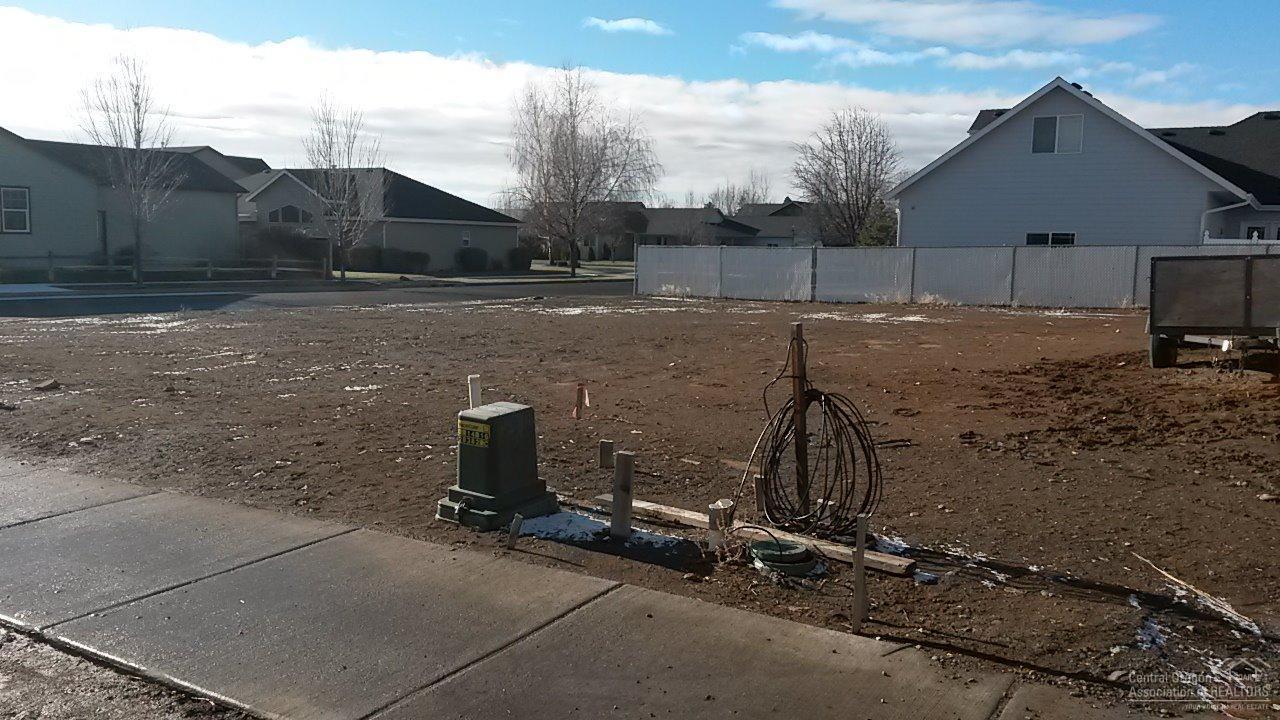 Ironhorse - Land