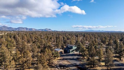 Tiny photo for 15901 SW Frog Court, Terrebonne, OR 97760 (MLS # 220213075)