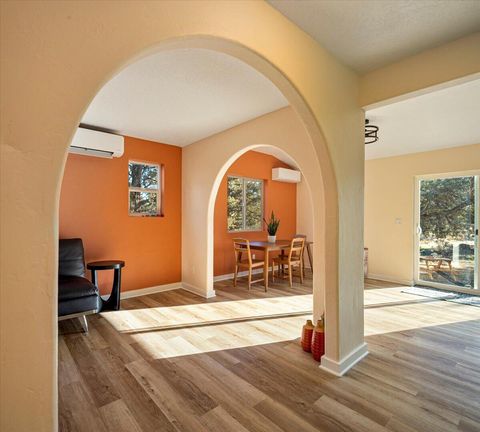 Tiny photo for 15901 SW Frog Court, Terrebonne, OR 97760 (MLS # 220213075)