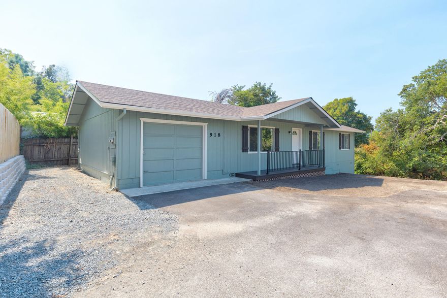 Come check out this brand new beauty! Everything has been done for you! Brand new roof, interior-exterior paint, new flooring, new carpet, brand new kitchen with all new appliances, new HVAC, new
patio, new fixtures and lighting throughout the home. You won't have a worry in the world with this home! Tucked off the street for added privacy is a huge bonus. Conveniently located to everything in
Grants Pass. Come see this home today! You will not want to miss it!