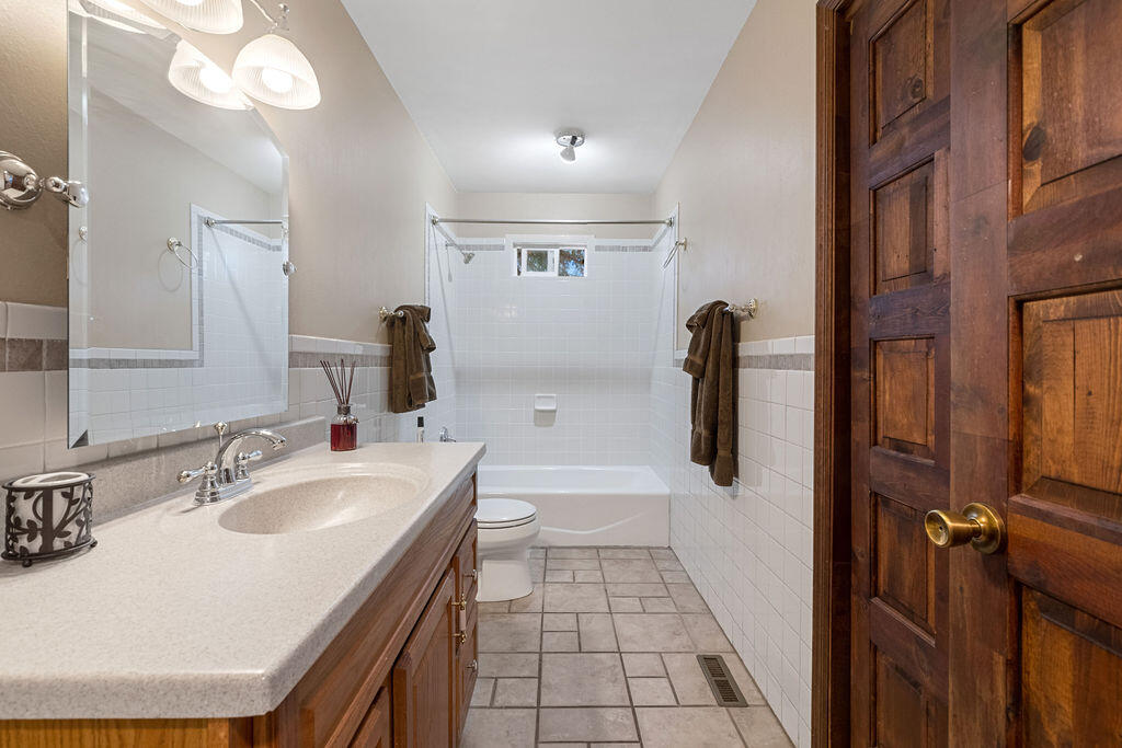 Moyina - Residential