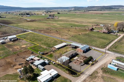 Tiny photo for 4886 NW Mint Lane, Prineville, OR 97754 (MLS # 220217699)