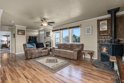 Tiny photo for 4886 NW Mint Lane, Prineville, OR 97754 (MLS # 220217699)