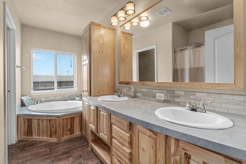 Tiny photo for 4886 NW Mint Lane, Prineville, OR 97754 (MLS # 220217699)