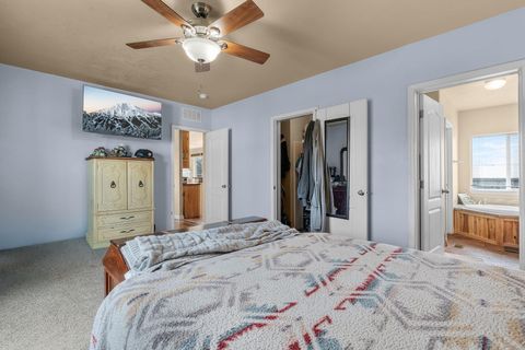 Tiny photo for 4886 NW Mint Lane, Prineville, OR 97754 (MLS # 220217699)