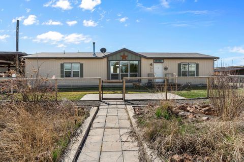 Tiny photo for 4886 NW Mint Lane, Prineville, OR 97754 (MLS # 220217699)