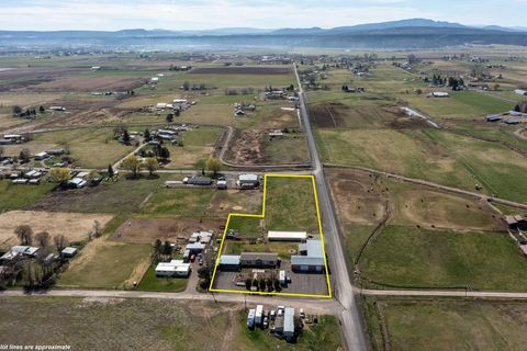 Tiny photo for 4886 NW Mint Lane, Prineville, OR 97754 (MLS # 220217699)