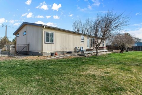 Tiny photo for 4886 NW Mint Lane, Prineville, OR 97754 (MLS # 220217699)