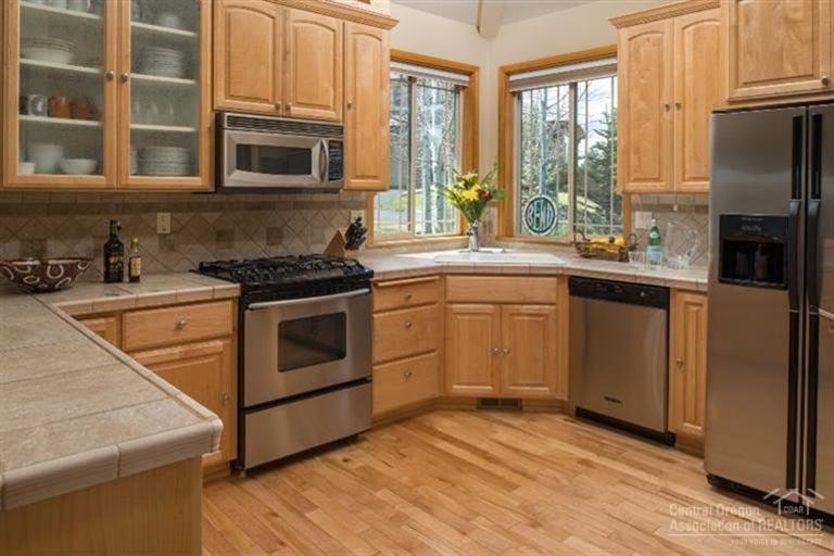 Broken Top - Residential