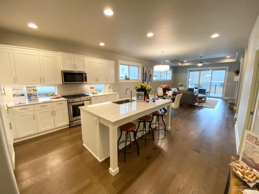 Enjoy $10,000 Home for the Holidays Builder Incentive!<div>The Wagner single level plan from quality builder - Pahlisch Homes!</div><div>This 1712 sf single level lives large with 3 bedrooms and 3 full baths. One bedrooms is a guest ensuite! Bedroom separation is ideal. Kitchen with stainless KitchenAid gas appliances & large island/bar. Open great room concept. Master suite w/walk-in closet and tile shower. Font and rear landscaping included and large covered patio.</div><div>Incentive available on full price offers that can close in 2019.</div>