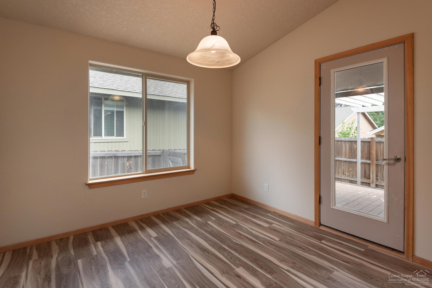 Paulina Peaks - Residential