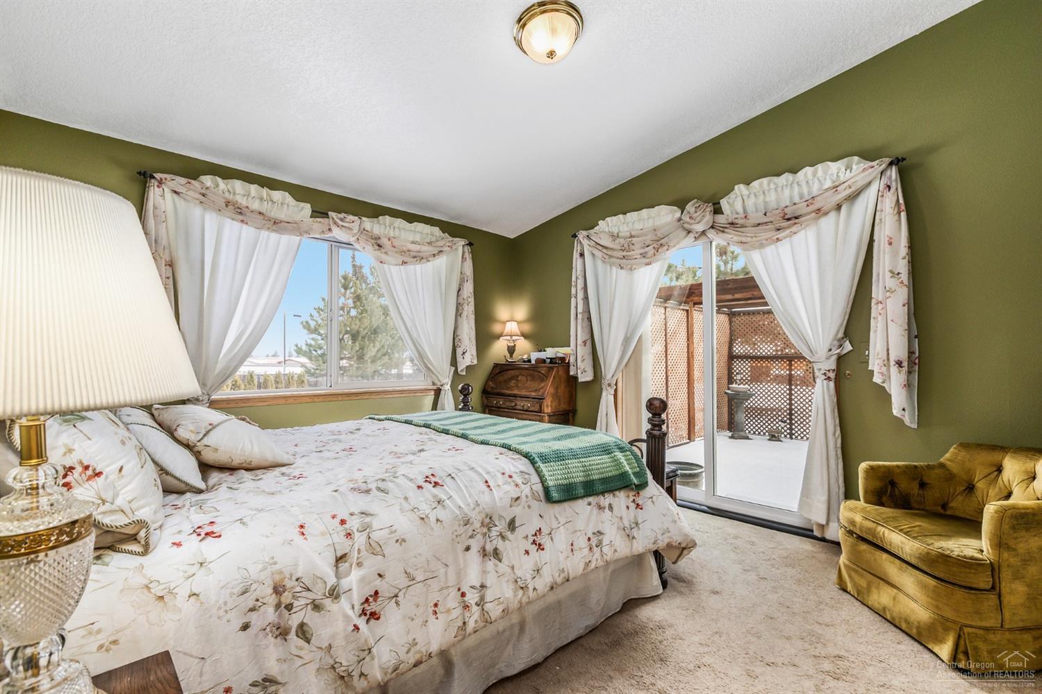 Greens At Redmond - Residential