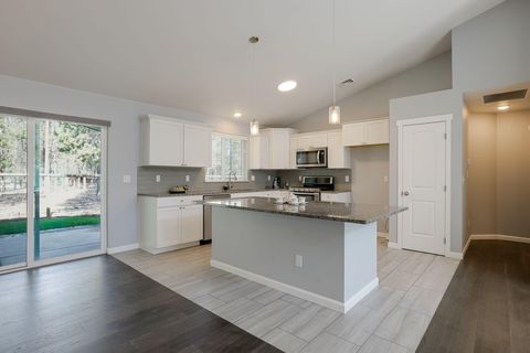 Tiny photo for 16337 Lava Drive, La Pine, OR 97739 (MLS # 220216651)