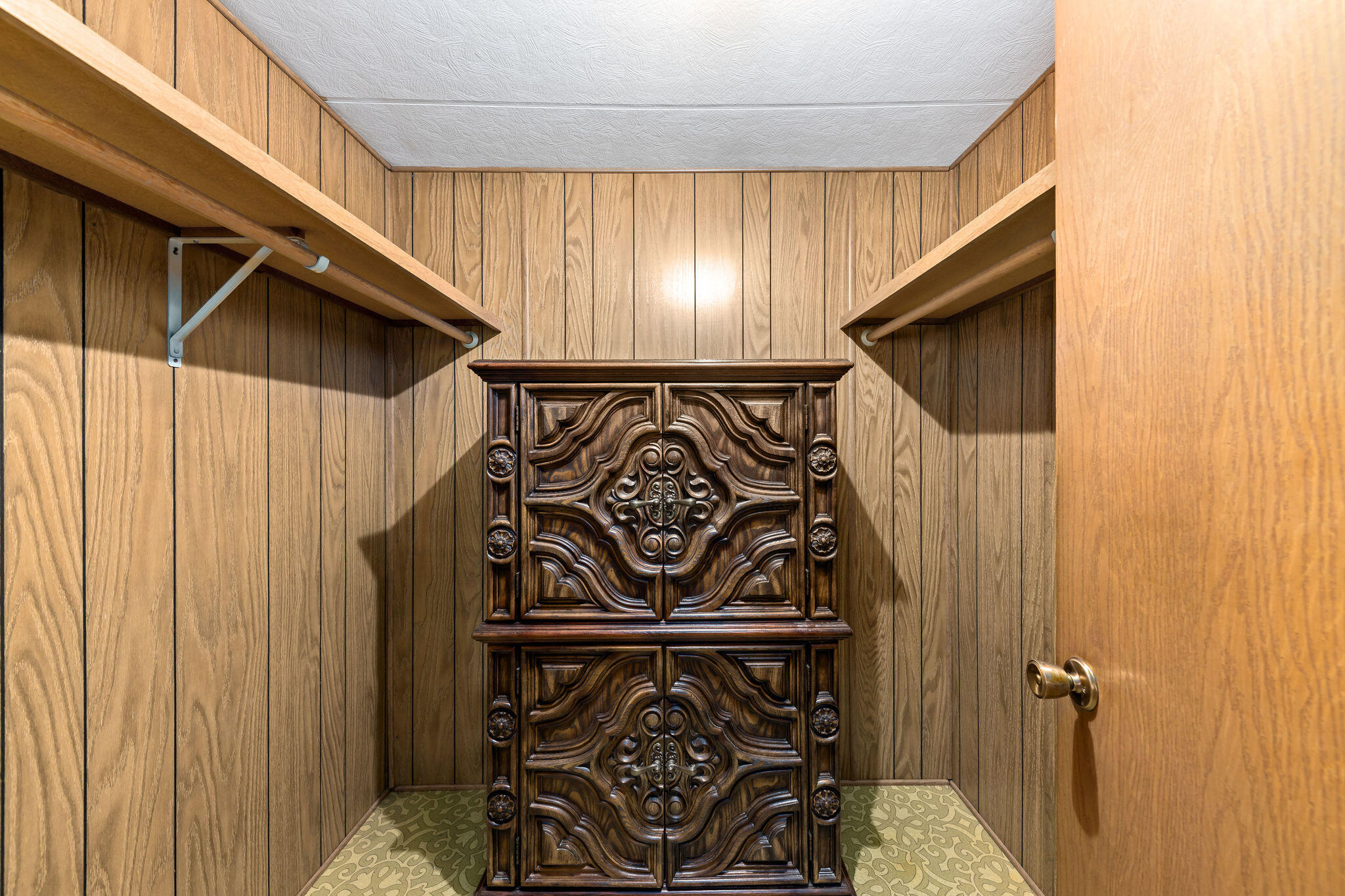 Aspens On The Creek - Residential